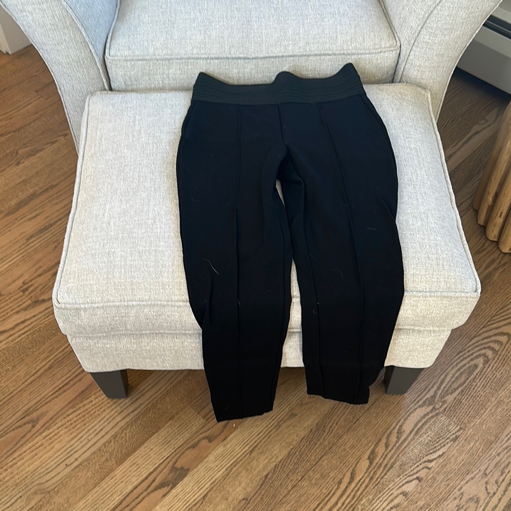 Zara Black Ankle Cropped Pants Relaxed Fit